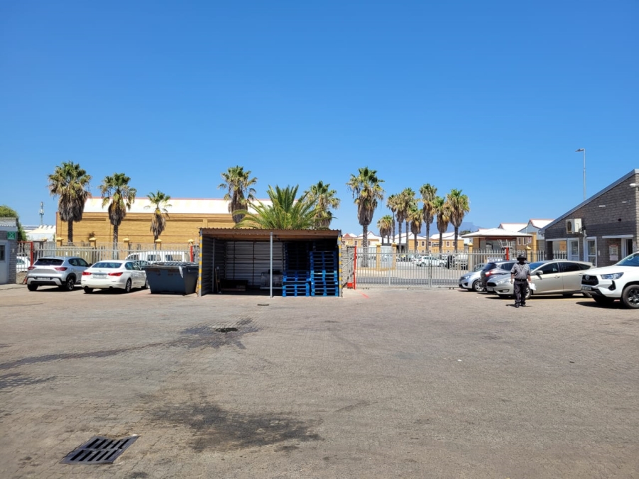 To Let commercial Property for Rent in Killarney Gardens Western Cape